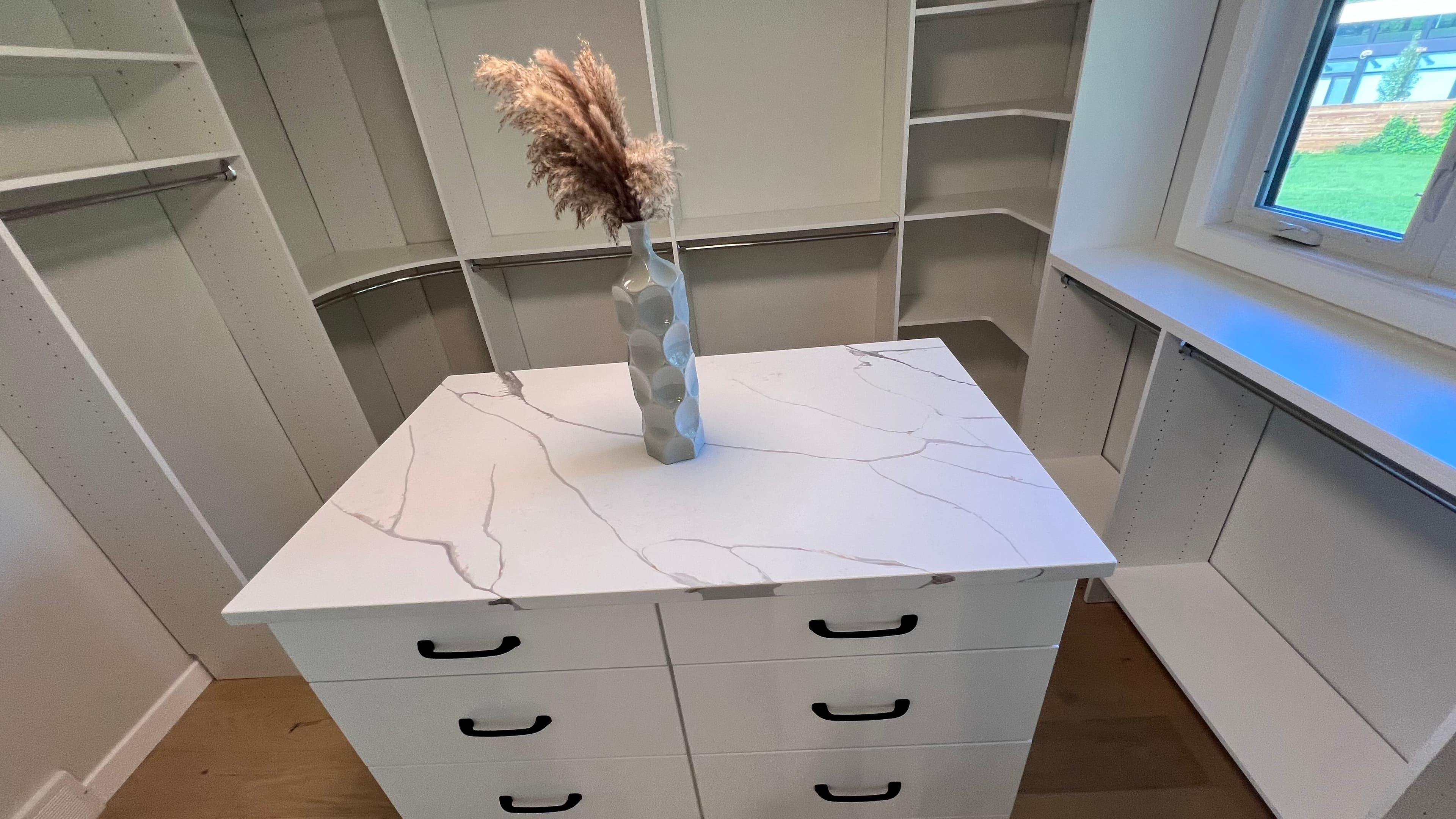 Calacatta Gold Quartz countertop — Kitchen + butler's pantry in Tuxedo, Winnipeg